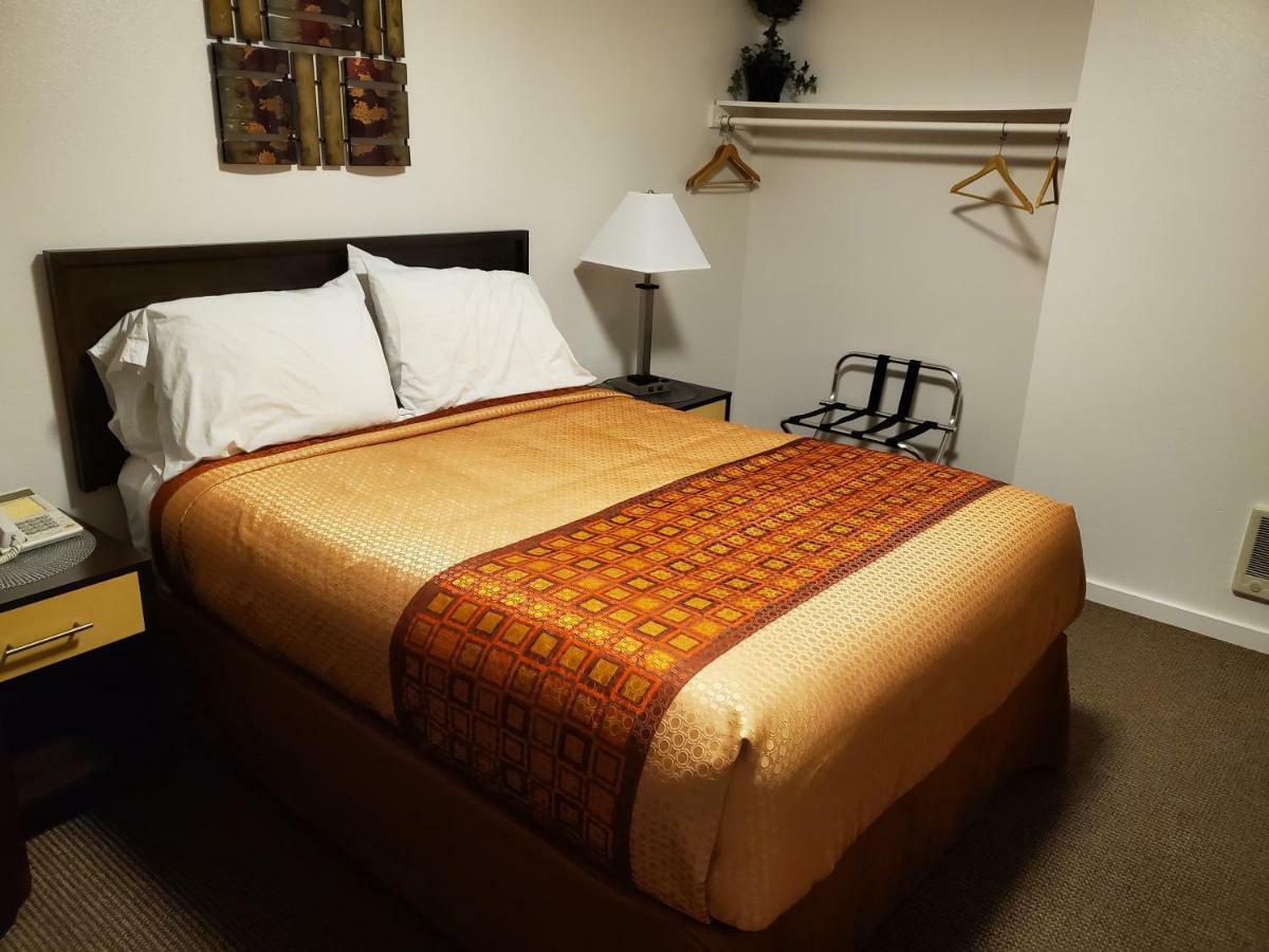 Motel West Бенд Екстер'єр фото